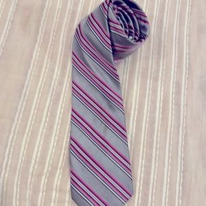 Men’s tie. Stafford. Grey and pink